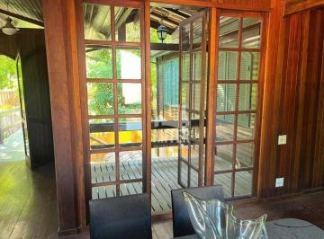 5dd733f606464974eb657a0ad5f0f08113b22d6d · Casa em Piratininga venda