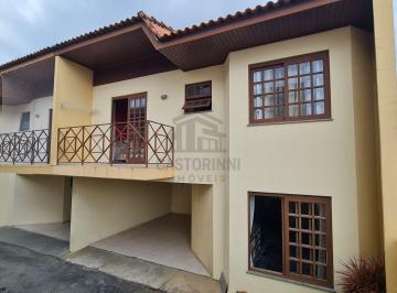 Casa · 130m² · 3 Quartos · 1 Vaga · Sobrado em Loteamento São José, Campo Largo/PR