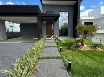 Casa · 246m² · 4 Quartos · Casa de Alto Padrão em Lagoa Santa