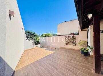 Foto 01 · Casa à venda em Jundiaí-SP, Jardim Tarumã: 2 quartos, 2 salas, 2 banheiros, 3 vagas, 132m² de área. 