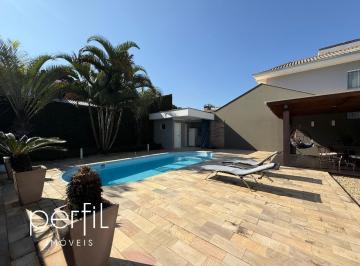 Foto 12 · Casa com 3 dormitórios, sendo 1 suíte e 2 demi-suítes com 240m2 privativos e 3 vagas de garagem no b