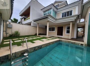 Foto 01 · Oportunidade! Venda de Casa no Condomínio Riviera Del Sol Recreio  - 5 Quartos, 4 Suítes, 2 Salas e 