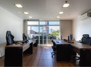 Comercial · 33m² · 1 Vaga · Conjunto comercial para venda, 33m² com terraço, manobrista e vaga de visitante na Lapa