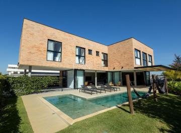Casa · 600m² · 4 Quartos · 4 Vagas · Casa à venda Tamboré Jaguariuna, com 4 suítes, com 600 m² terreno e 300 de construção
