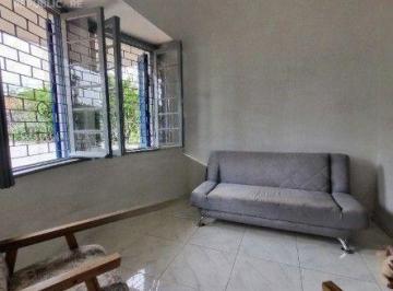 Casa · 100m² · 3 Quartos · 1 Vaga · Casa de 4 dormitórios, 2 banheiros para venda pronta para morar no bairro Parten
