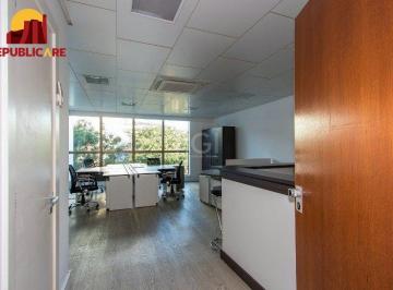 Comercial · 47m² · 4 Quartos · Conjunto / Sala para Venda - 46.87m² -  Bela Vista
