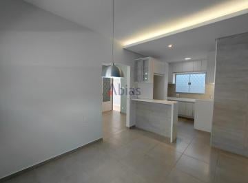 Casa · 127m² · 3 Quartos · 3 Vagas · Casa à Venda em Vila Nery, São Carlos: 3 Dorms, 127m², R$640mil