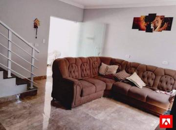 Casa · 264m² · 3 Quartos · 4 Vagas · Triplex à venda no Jardim São Camilo em Santa Bárbara d'Oeste com 3 quartos (1 suíte) e 4 vagas de g