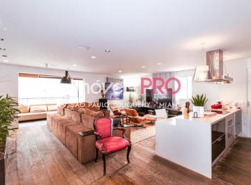 Apartamento · 150m² · 2 Quartos · 2 Vagas · Maravilhoso apartamento reformado na Vila Nova !