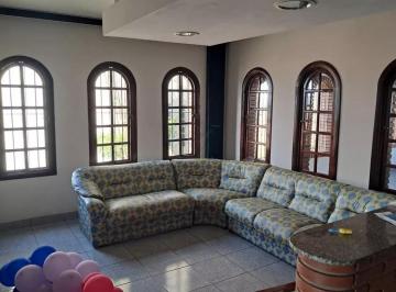 Casa · 197m² · 3 Quartos · 4 Vagas · Sobrado com 3 Quartos à venda, 252m² por R$ 760.000,00 - Jardim Marek, Santo André/SP