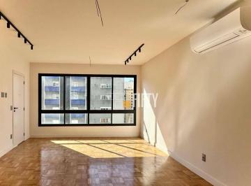 b82016e9de425a30411deead35b66b5b180f0cc9 · Apartamento reformado, à venda, com 94m², 3 dormitórios, 2 suítes e 1 vaga - Vila Olimpia - SP