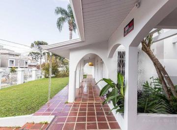 fa0421f246b1ce61b55f1c33e3ac4b11756a9d24 · Casa com 3 dormitórios à venda, 320 m² por R$ 1.980.000 - Curitiba