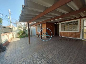 8672b51edc340baf19b6b72a1a2b74bff3c850f6 · (CA-181) Casa com 2 dormitórios à venda, 104 m² por R$ 500.000 - Santa Cruz - São Pedro/SP