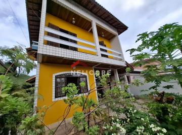 Casa · 162m² · 3 Quartos · 3 Vagas · Casa em Rua Ângelo Martins Melero - Caneleira - Santos/SP
