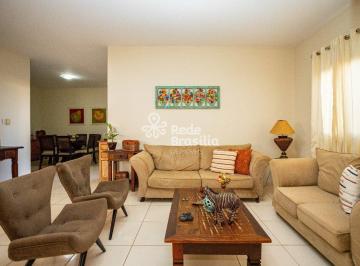 Casa · 300m² · 5 Quartos · 6 Vagas · Colônia Agrícola São José - Casa com 5 quartos - 3 suítes - 6 vagas - escriturada - Vicente Pires