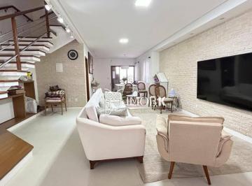 0d9f66b8e84d2279e9adfc2792a6663c4c368543 · Casa à venda no Condomínio Villa Verde R$ 1.800.000 - Jundiaí/SP