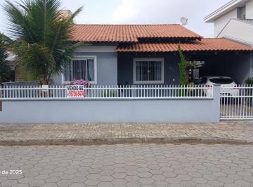 Casa de 3 quartos, Balneário Piçarras · CASA A VENDA TERRENO 12X21