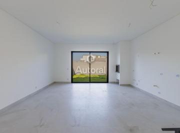 Casa · 220m² · 3 Quartos · 2 Vagas · Sobrado Triplex com 3 suítes à venda no Campo Comp