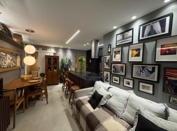 Apartamento de 2 quartos, Brasília · 02 quartos sendo duas suítes, reformadissimo alto padrão 74 metros, andar alto