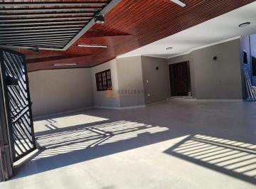 Casa · 300m² · 5 Quartos · 3 Vagas · Excelente sobrado à venda no Rodeio - Mogi das Cruzes/SP