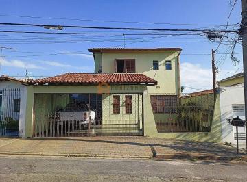 Casa · 267m² · 3 Quartos · 3 Vagas · Excelente sobrado à venda na Vila Oliveira