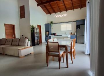 Casa de 3 quartos, Porto Seguro · Casa térrea de alto padrão com 3 quartos (sendo 1 suíte com closet)