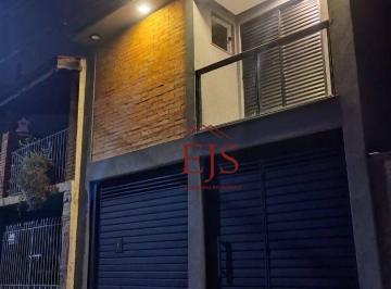 e32ee3cf71365f1c2eaa30c8688b5175abeec94d · Sobrado em ótimo bairro todo reformado a venda em Atibaia