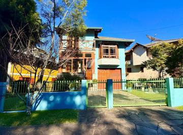 Casa · 193m² · 2 Vagas · LINDA CASA EM CONDOMÍNIO FECHADO
