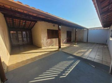 Casa · 167m² · 4 Quartos · 4 Vagas · Casa Ampla a 200m da Praia – Conforto e Espaço para Sua Família!