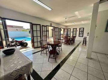Casa · 246m² · 4 Quartos · 3 Vagas · EXCELENTE SOBRADO COM PISCINA E CHURRASQUEIRA PRAIA DAS PALMEIRAS