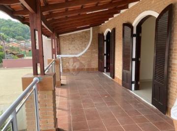 Casa · 232m² · 5 Quartos · 10 Vagas · EXCELENTE OPORTUNIDADE DE NEGÓCIO