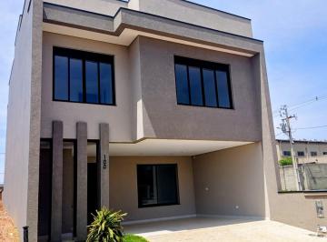 Casa · 156m² · 4 Quartos · 2 Vagas · R$950.000,00