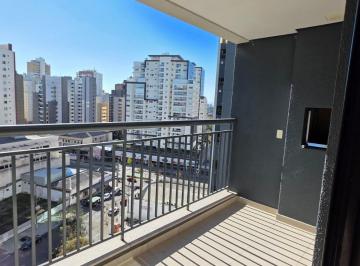 Apartamento de 2 quartos, Curitiba · LOCAÇÃO Apartamento 2 quartos andar alto, orientação solar norte leste.