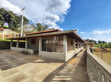 Rural · 180m² · 2 Quartos · Chácara à Venda em Toledo MG 2.000 m  Água de mina 2 quartos