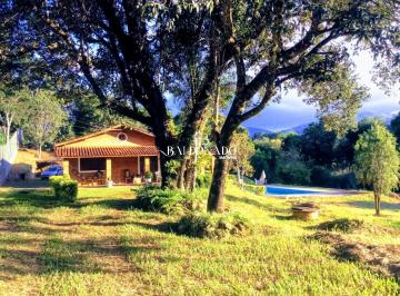 Rural · 206m² · 3 Quartos · CHACARA EM EXTREMA MG 4.000 METROS 8KM DO CENTRO ASFALTO ATE PORTA