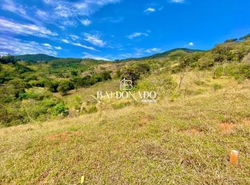 Terreno · 300m² · Terreno em Extrema - MG à venda, 300 metros MULTIFAMILIAR