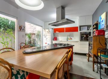 7173d4bb-d809-49a2-9c01-ef2799eef7c0 · Elegante sobrado para venda em Campo Belo com 3 quartos, sendo 1 suíte, 179m²