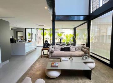 1 · Casa Triplex de Luxo Mobiliada em Frente ao Parque Ibirapuera