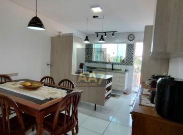 Casa · 110m² · 3 Quartos · 4 Vagas · EXCELENTE SOBRADO NO JARDIM ESTER