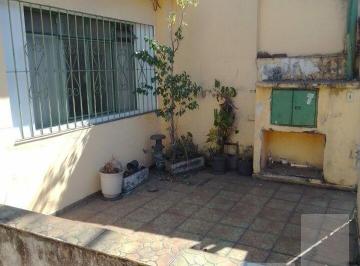 Casa · 192m² · 4 Quartos · CASA COM 2 BANHEIROS, 4 DORMITORIOS, 2 SALAS.