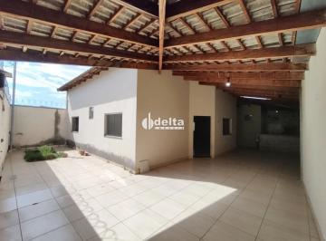 Casa · 200m² · 3 Quartos · 3 Vagas · Casa residencial com 3 quartos sendo 1 suíte, disponível para locação no bairro Tubalina em Uberlând