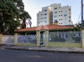 Casa · 528m² · 3 Quartos · 4 Vagas · Casa com 3 suítes para locação e venda Vila Estrela