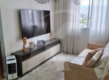 Apartamento · 45m² · 2 Quartos · 1 Vaga · Apartamento 2 dormitórios e 1 vaga na Cachoeirinha.
