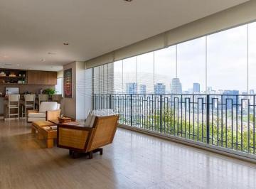 Apartamento · 308m² · 3 Quartos · 4 Vagas · Apto espetacular com 308 m² | 3 suítes | 4 vagas | Localização super especial!