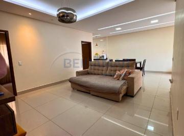 Casa · 200m² · 4 Quartos · 2 Vagas · Casa de Condomínio 4 Quartos, 1 Suíte, Piscina, Churrasqueira à Venda no Condomínio Recanto das Palm