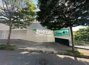 Comercial · 280m² · Excelente loja com aproximadamente 280 m2, pé direito alto, banheiros adaptado, vagas de garagem no