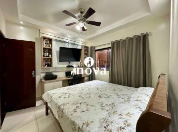 Casa · 225m² · 4 Quartos · 2 Vagas · Casa a venda, bairro Jardim Espirito Santo
