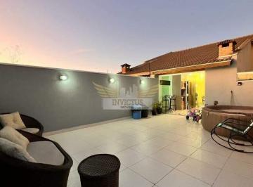 Apartamento · 180m² · 3 Quartos · 2 Vagas · Cobertura sem Condomínio com 3 Quartos para Comprar, 180m² - Bairro Santa Maria, Santo André/SP. 