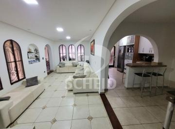 Casa · 217m² · 3 Quartos · 3 Vagas · Sobrado com 217m2, 2 suítes uma com banheira em ótima localização em Veleiros