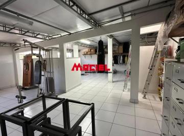Comercial · 340m² · 11 Vagas · ótima localização, 6 salas 6 wc 1 recepção, terraço